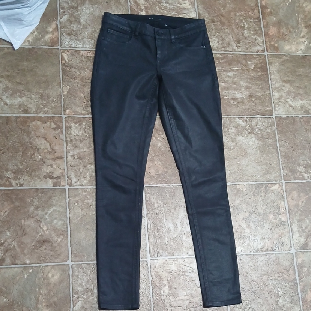Elie Tahari Coated Azelia Jean Low Rise Skinny Leg Black Denim Jeans Size 25 - Picture 2 of 6